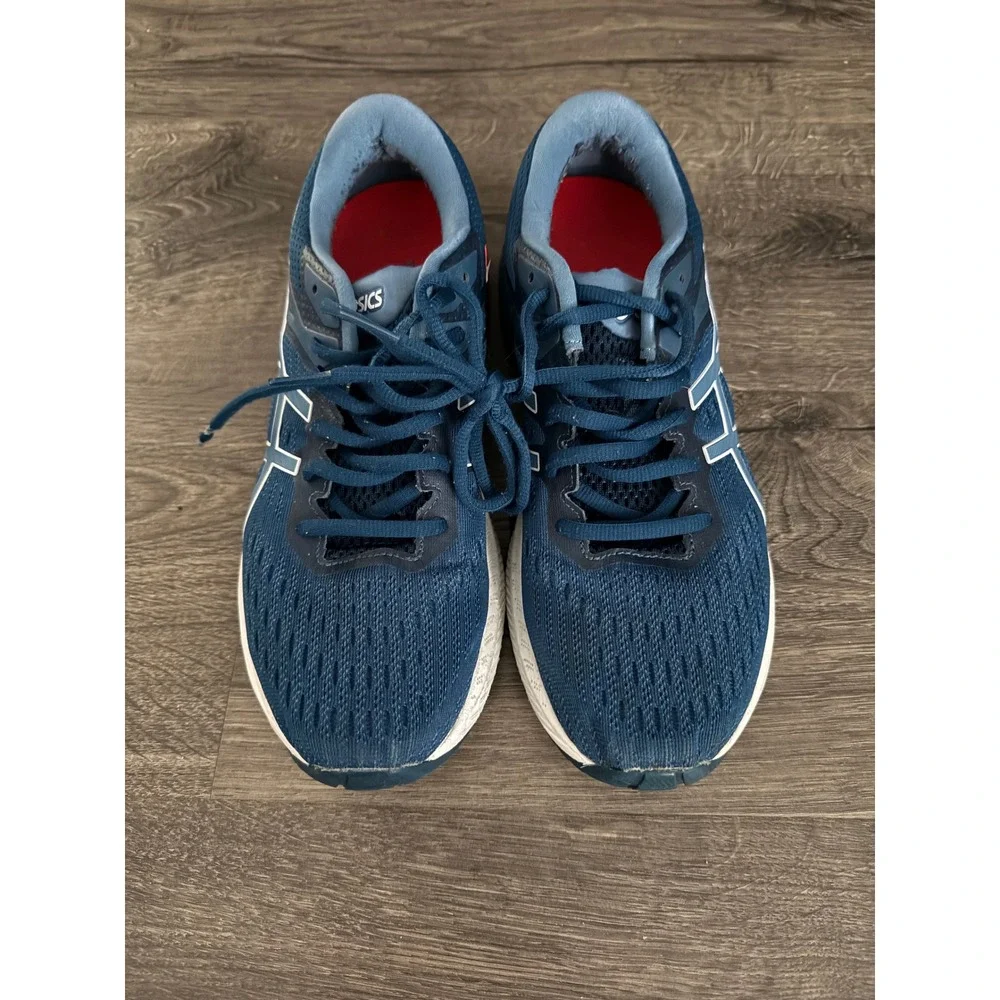 Asics size 10