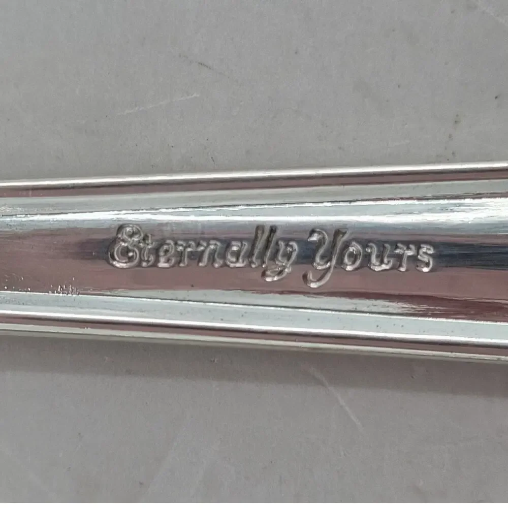 Rogers Brothers Silver Plate‎ Eternally Yours Coquette 6-8