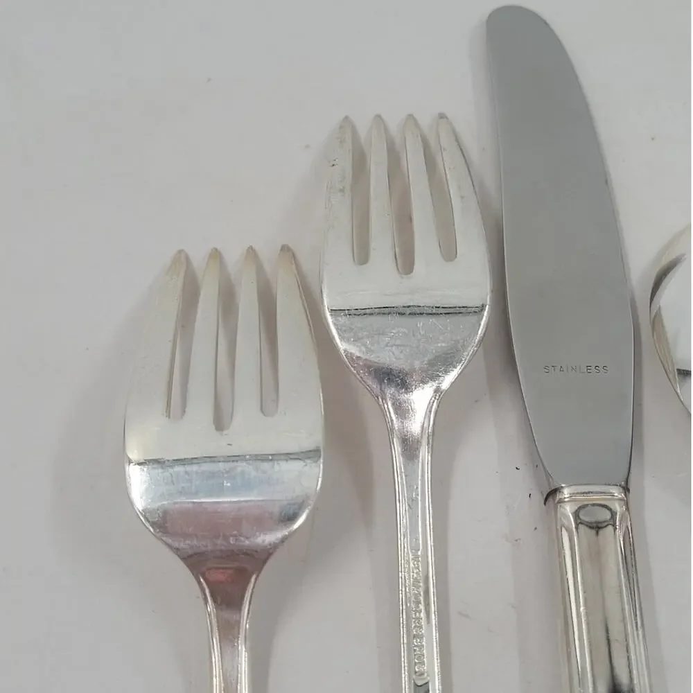 Rogers Brothers Silver Plate‎ Eternally Yours Coquette 6-8