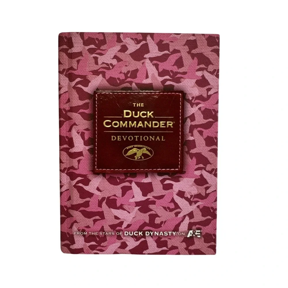 The Duck Commander Devotional Pink Camo A&E Book Faith Messages Robertson Family