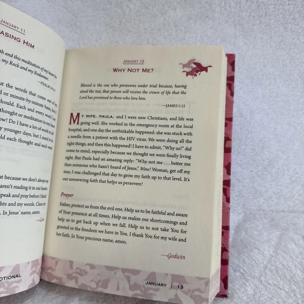 The Duck Commander Devotional Pink Camo A&E Book Faith Messages Robertson Family