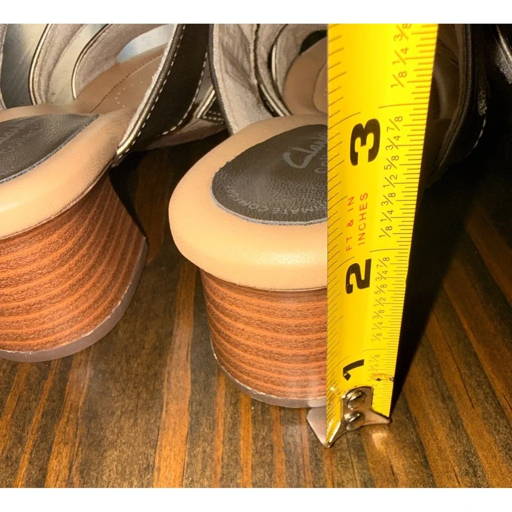 Clarks collection metallic