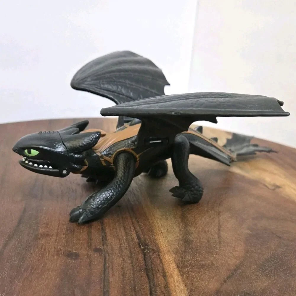 Spin Master dragon wings articulated