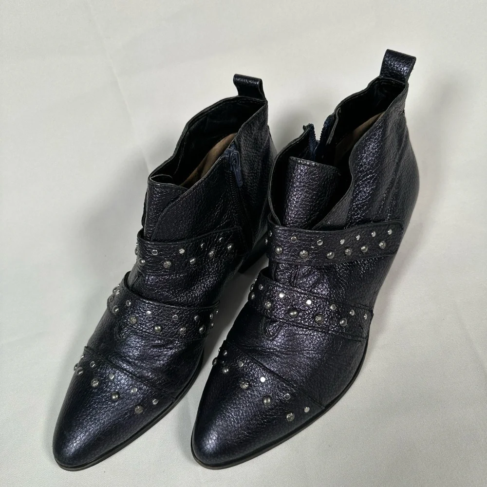 Naturalizer blissful booties
