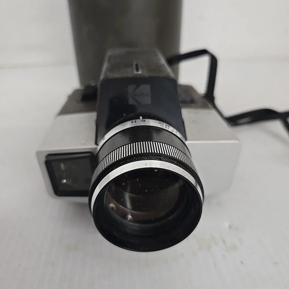 Vintage‎ Kodak XL55 Super8 Handheld Movie Camera Nostalgia Untested (Read)