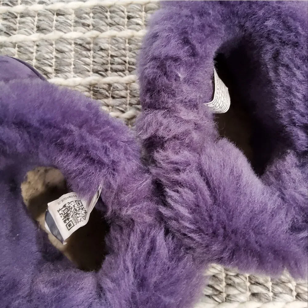 UGG violet bloom