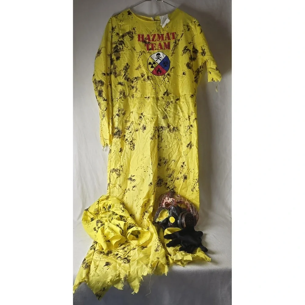 Hazmat Hazard CHILD  HALLOWEEN Pandemic COSTUME With Mask. SIZE 10/12‎ Large