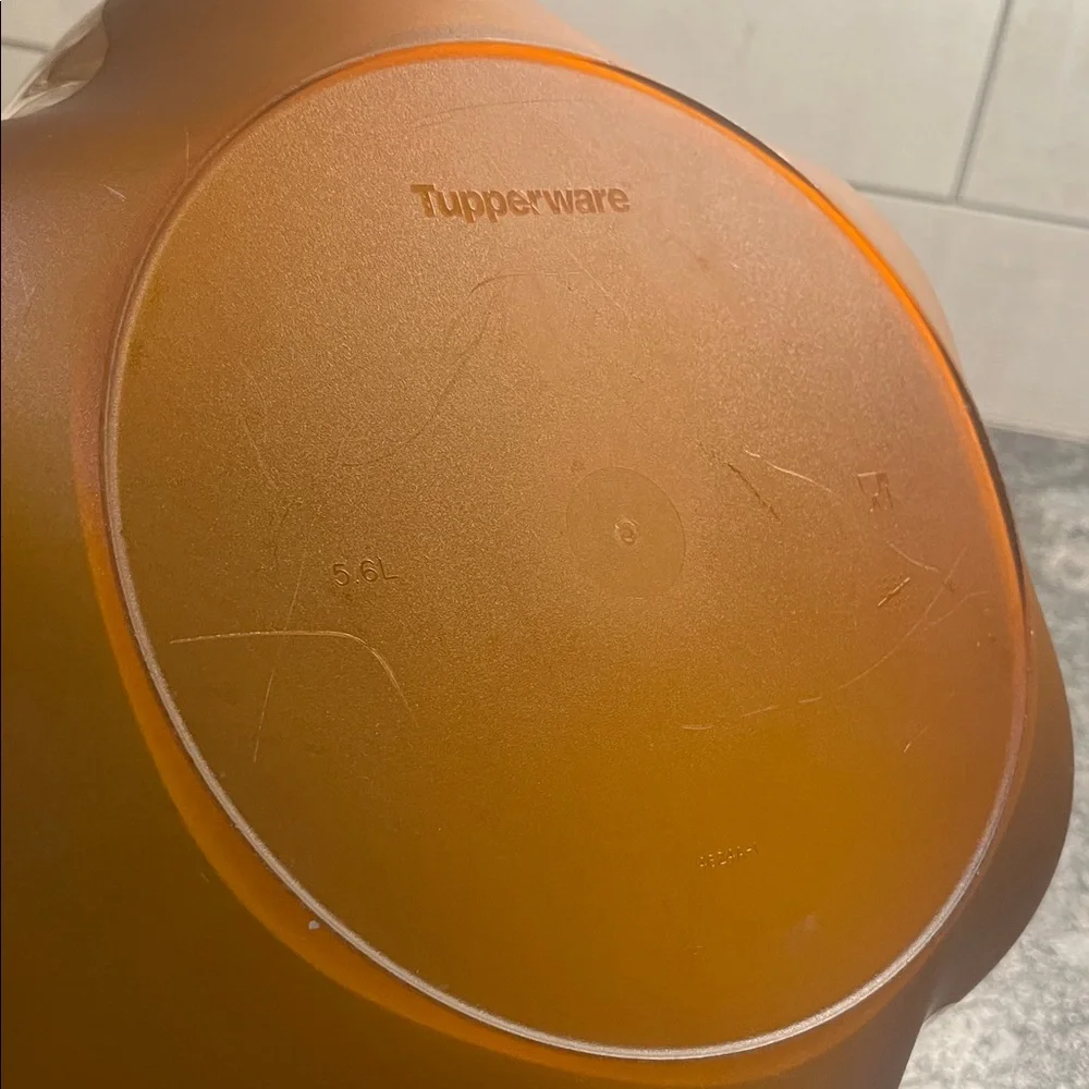 Tupperware bowl pretty minor