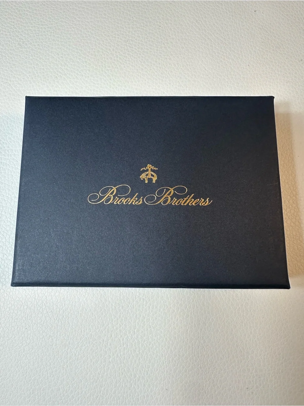 Brooks Brothers reduction slots simple
