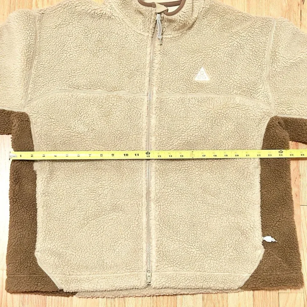 Nike acg therma