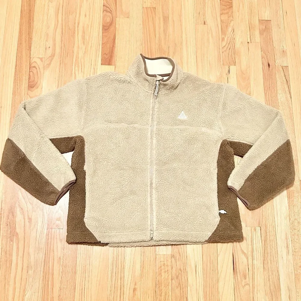 Nike acg therma