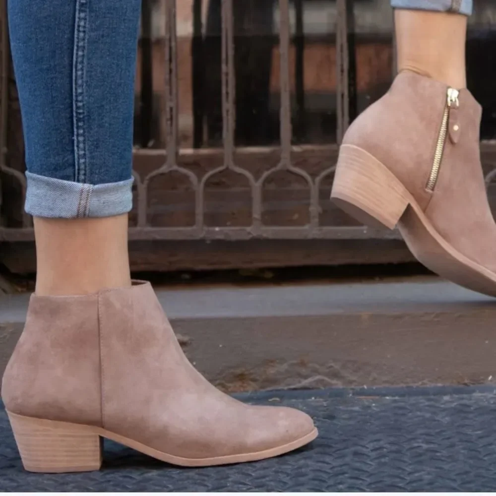 Thursday Boot Company Women's Downtown Booties in Rose Brown Oil Snuff Suede 7