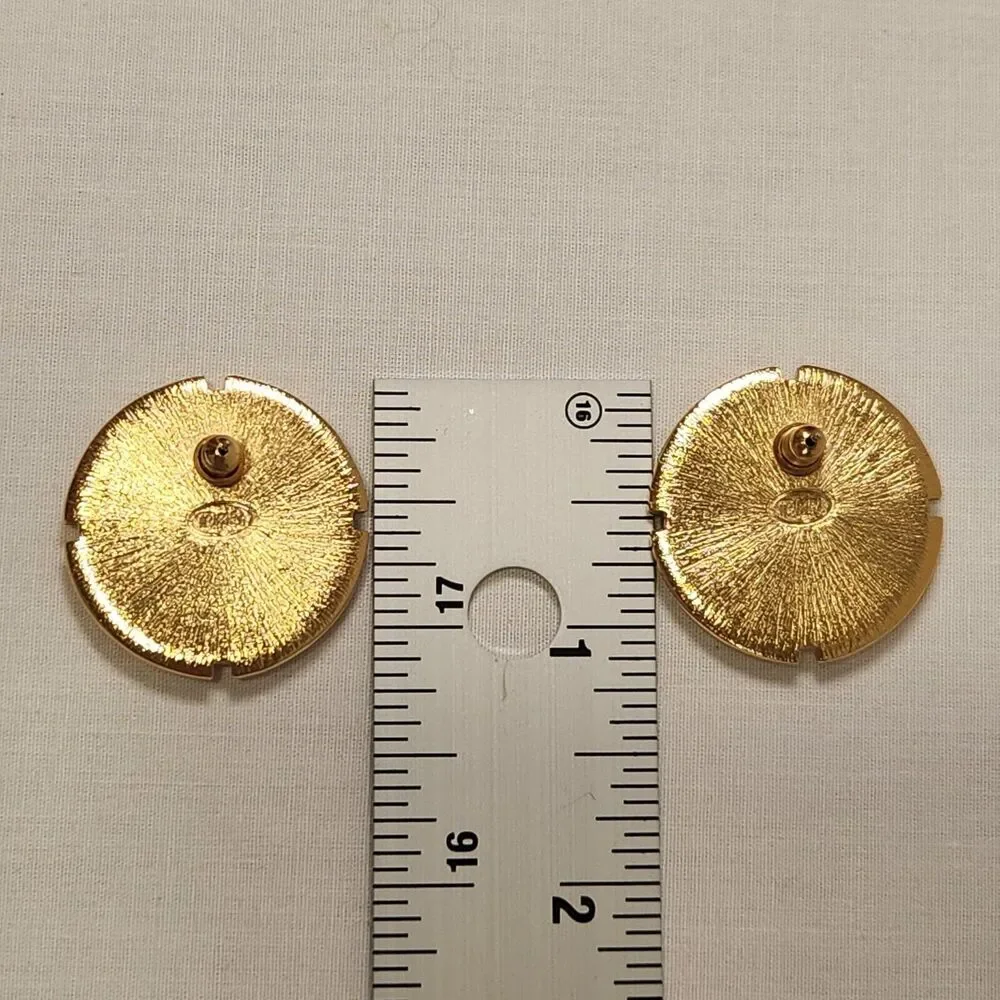 Trifari Vintage Gold Tone Peach Oval Cabochon Button Post Earrings Notched Edge