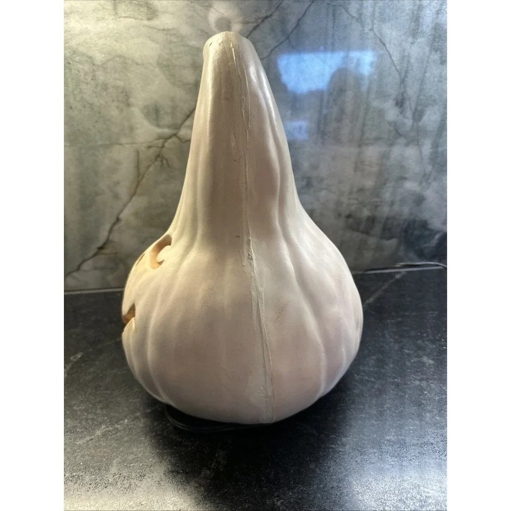 Gemmy gourd blow