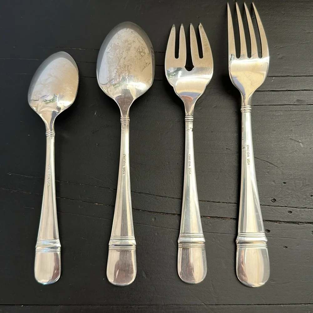 Oneida dining spoon