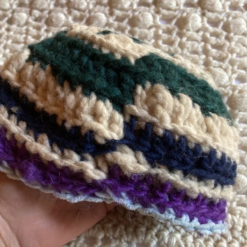 Hand Crafted fits head