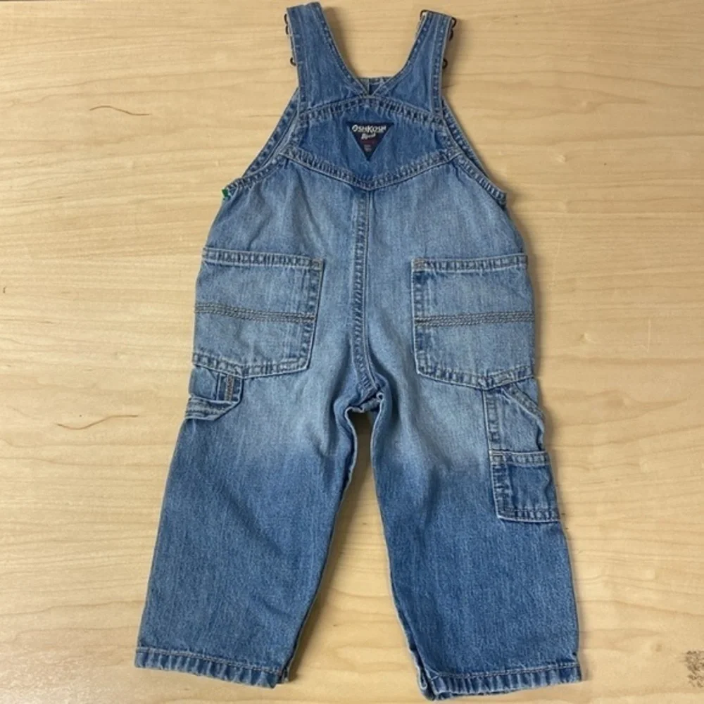 OshKosh‎ denim jean bib overalls size 24 months