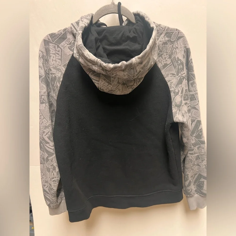 Star Wars size medium