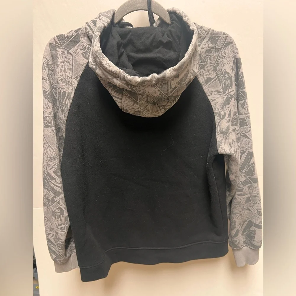 Star Wars size medium