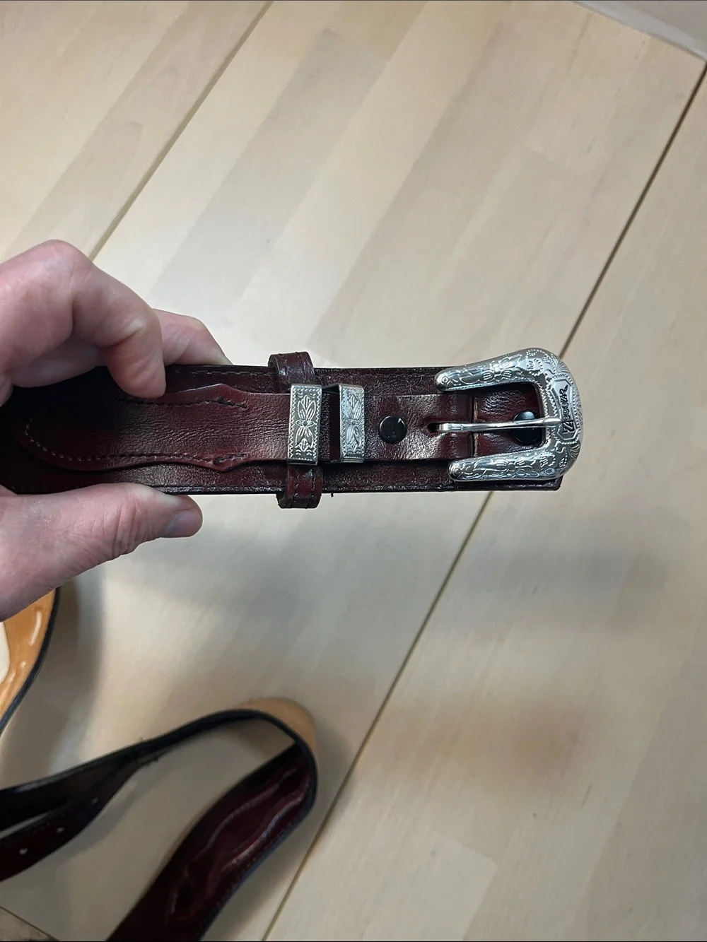 Nocona Cherry Brown Leather Western Belt w/ Silver Tone Hardware Men’s 36