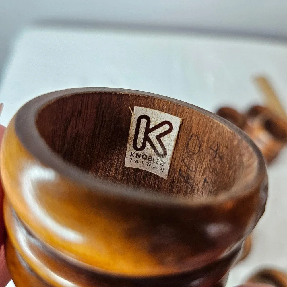 Knobler questions ever shipped