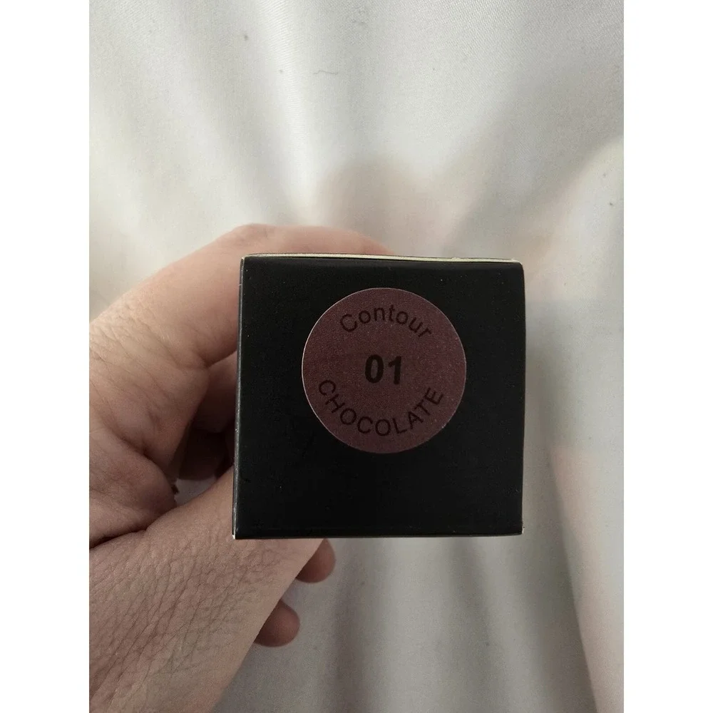 DeLanci contour stick ultishade
