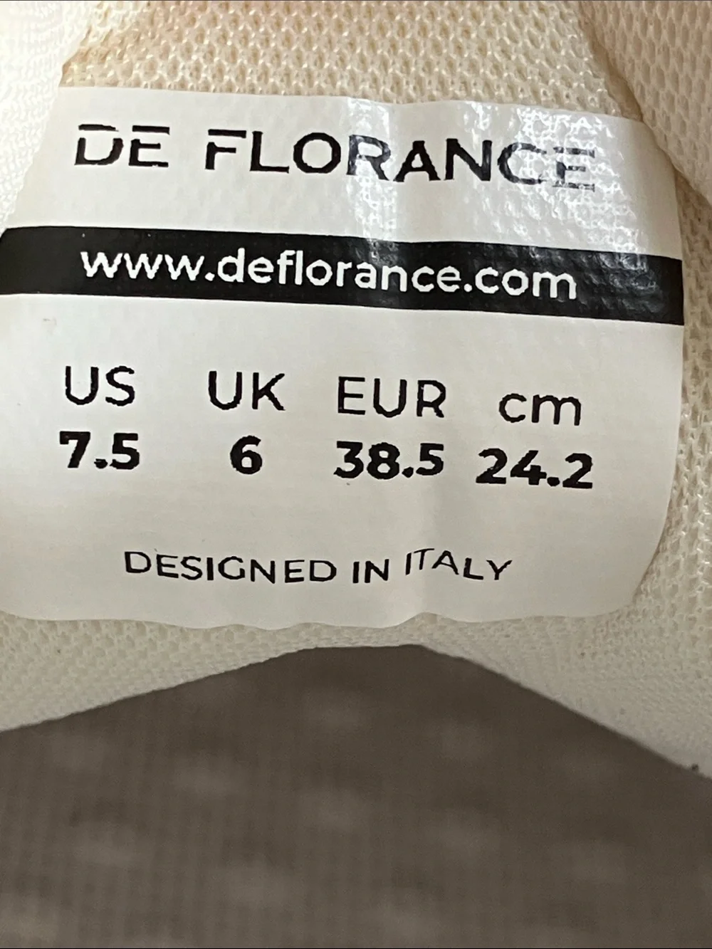 De Florance Retro Comfort Sneakers Womens 7.5 White Black Platform NWT