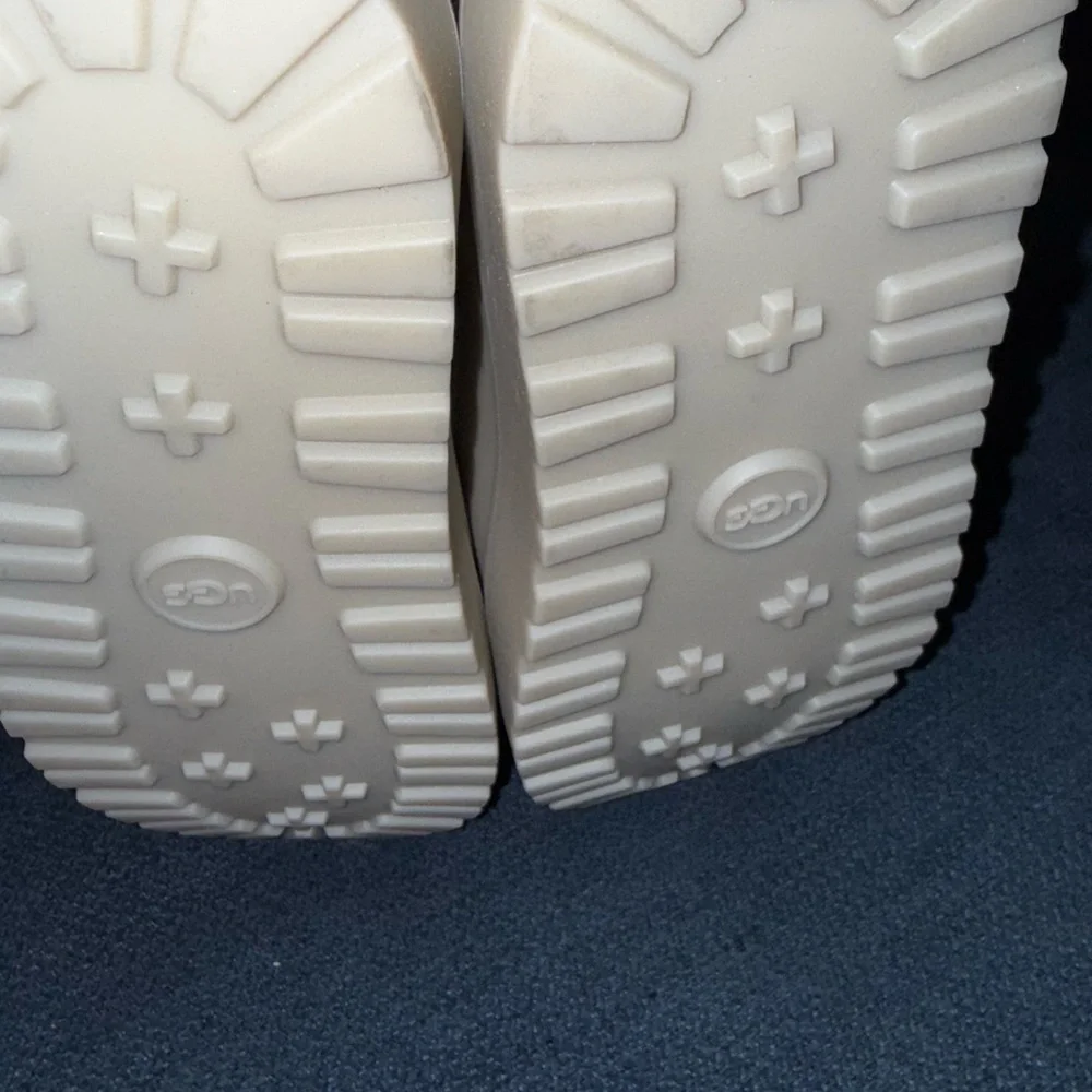 UGG Classic 3M‎ Short Pull-on Weather Suede Sheepskin Boots