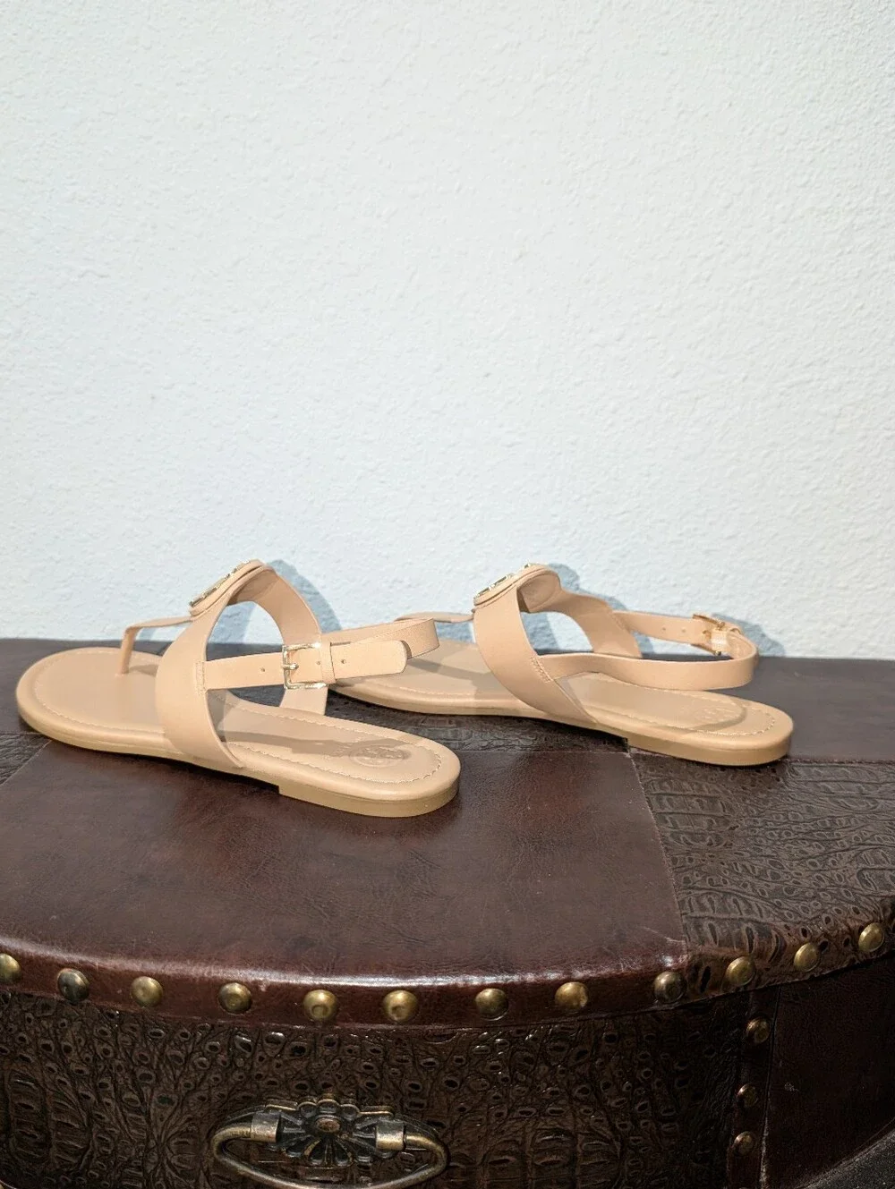 Tory Burch Claire Flat Thong Sandals Size 9.5