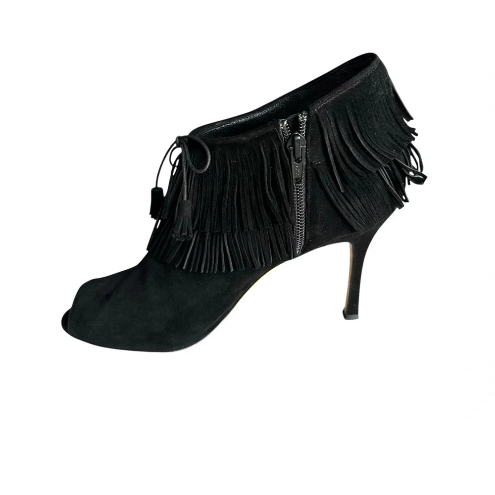 Manolo Blahnik manolo blahnik