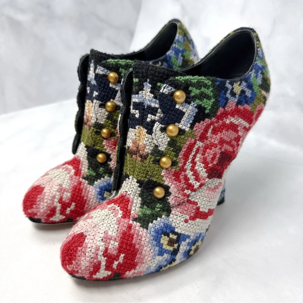 Dolce & Gabbana *free* shipping