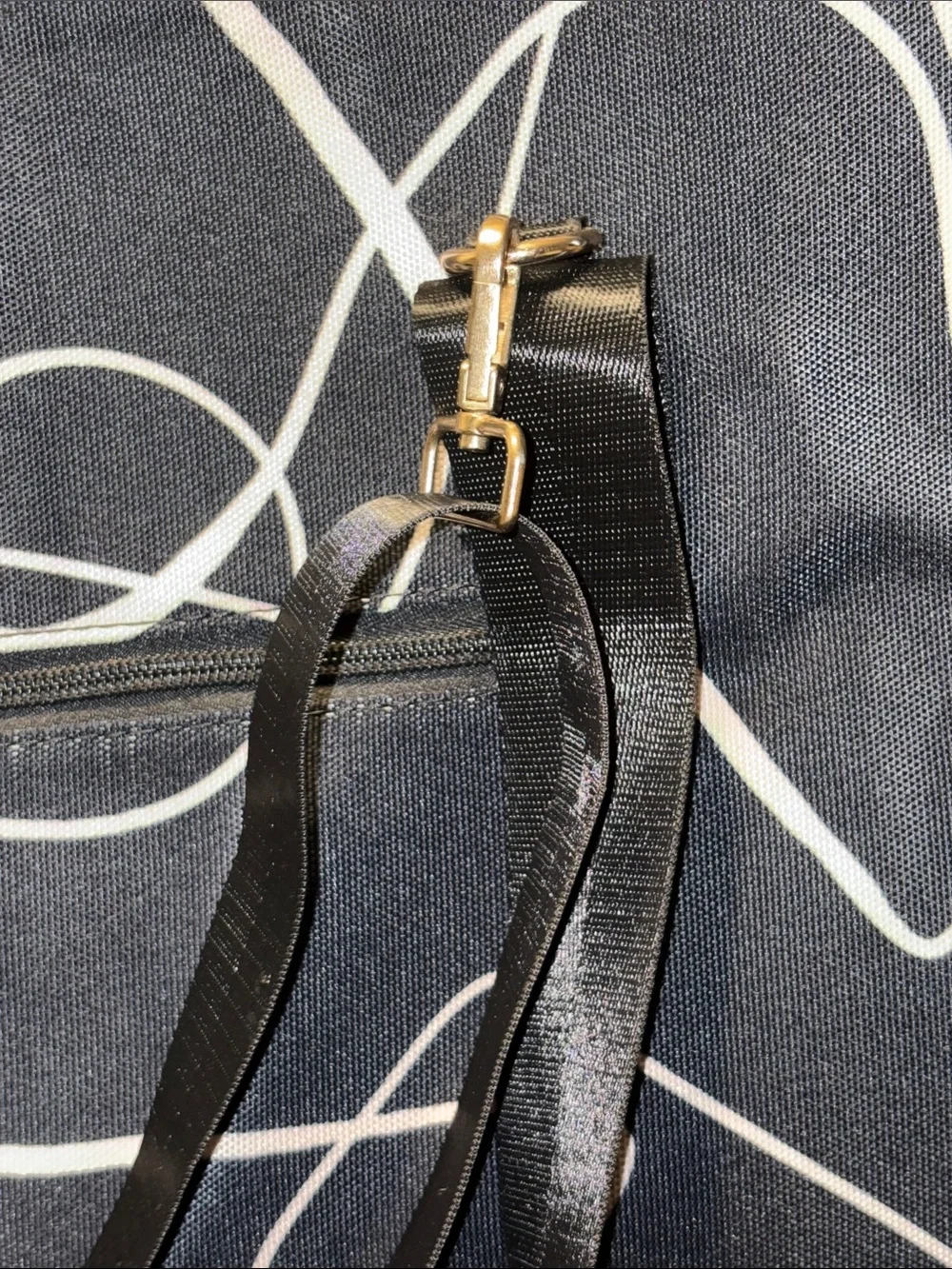 NWOT Mali & Lili Abstract Weekender Bag
