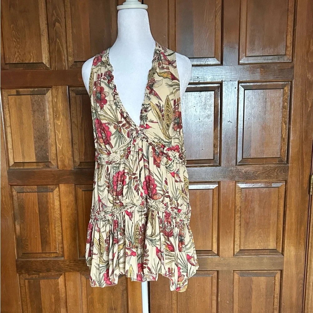 Free People up woman