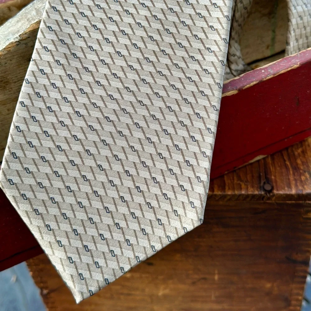Palentina Beige Patterned Men's Silk Tie