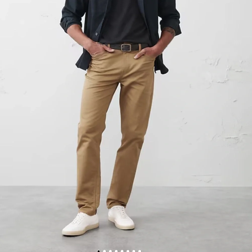 Banana Republic elegant light