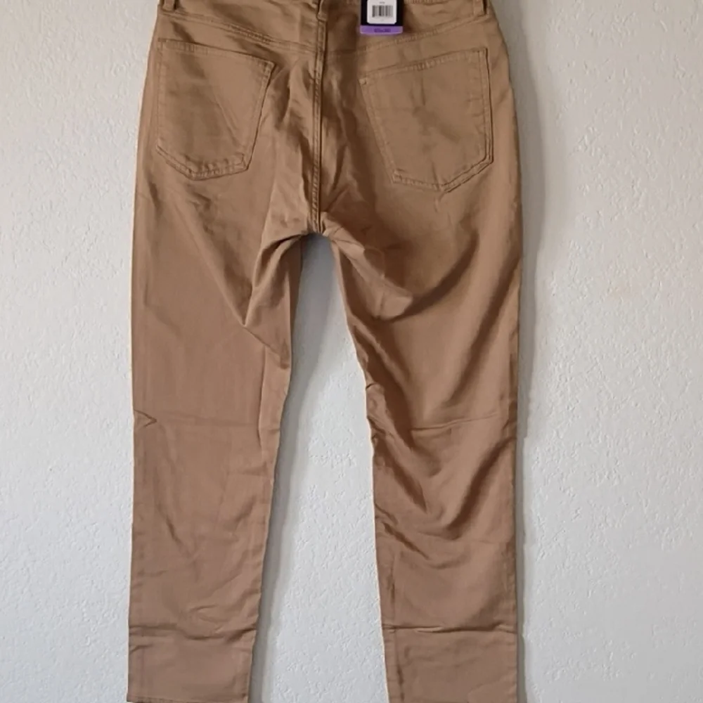 Banana Republic elegant light