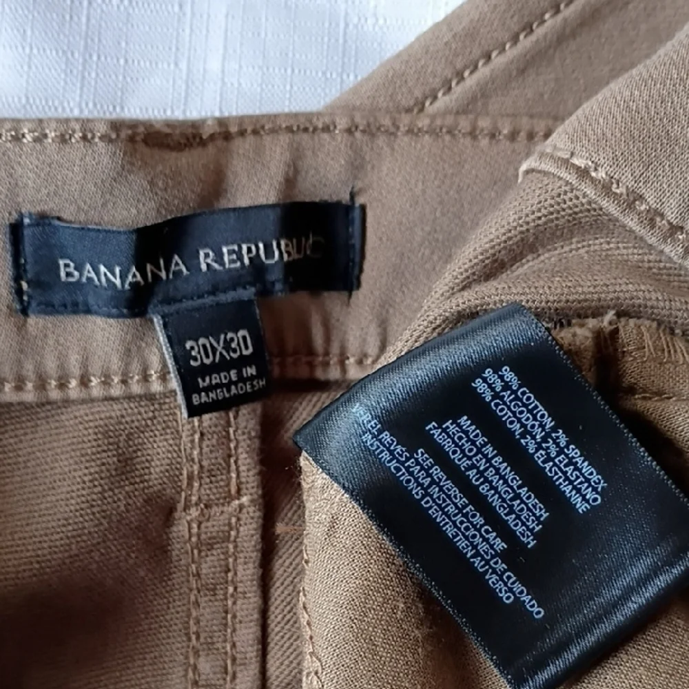 Banana Republic elegant light