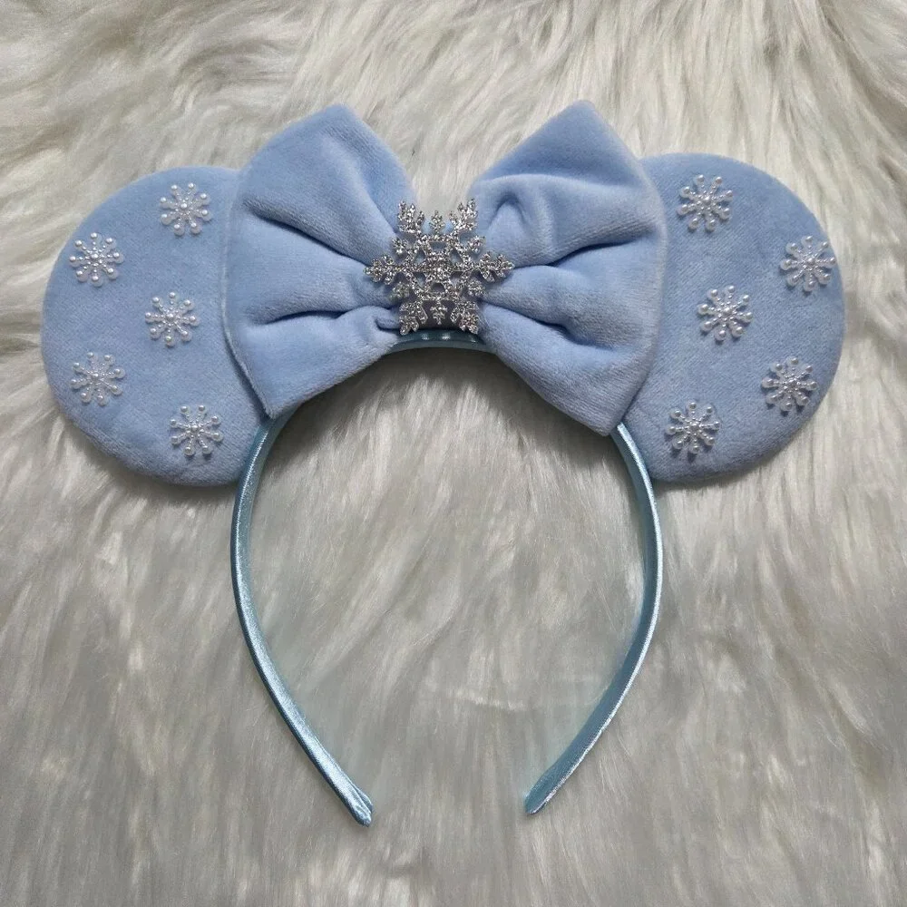 Frozen/Snowflake Minnie Mouse Ears