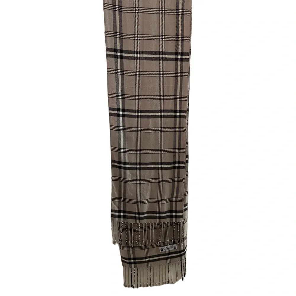 Wolfmark stylish sleek