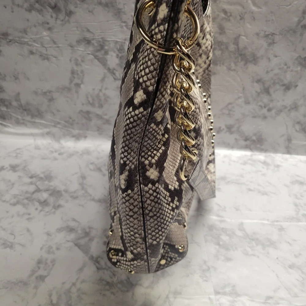 Michael Kors please owned see