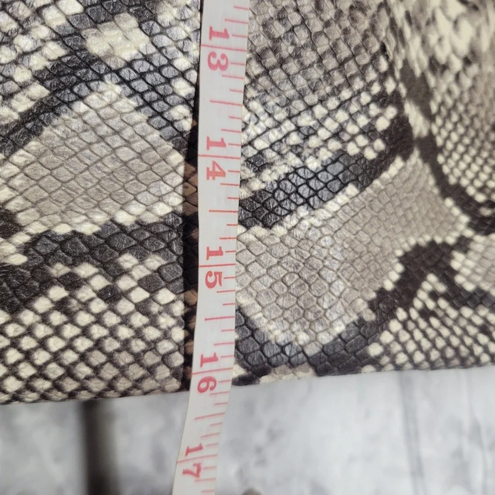 Michael Kors shoulder print