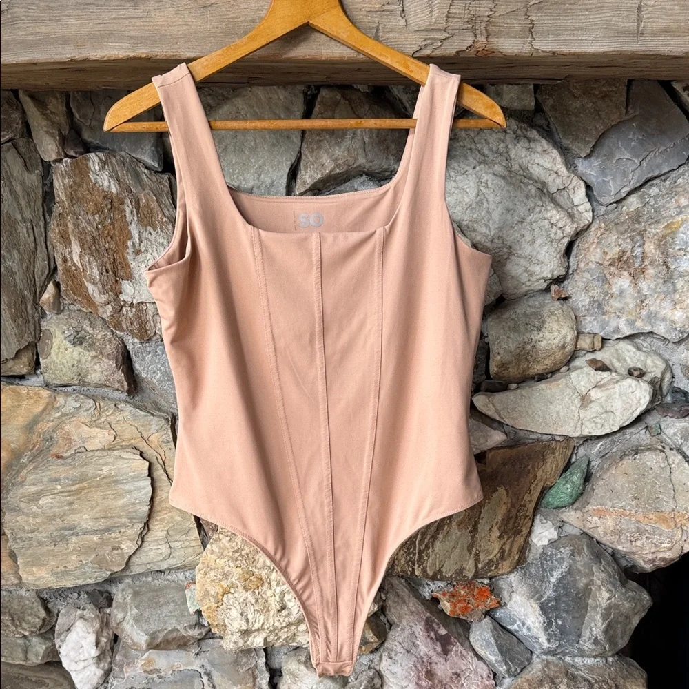 SO Women's Shapewear Bodysuit Women’s size Large