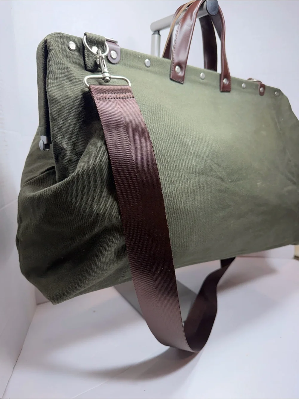 Line of Trade Canvas Weekender Bag Olive Green