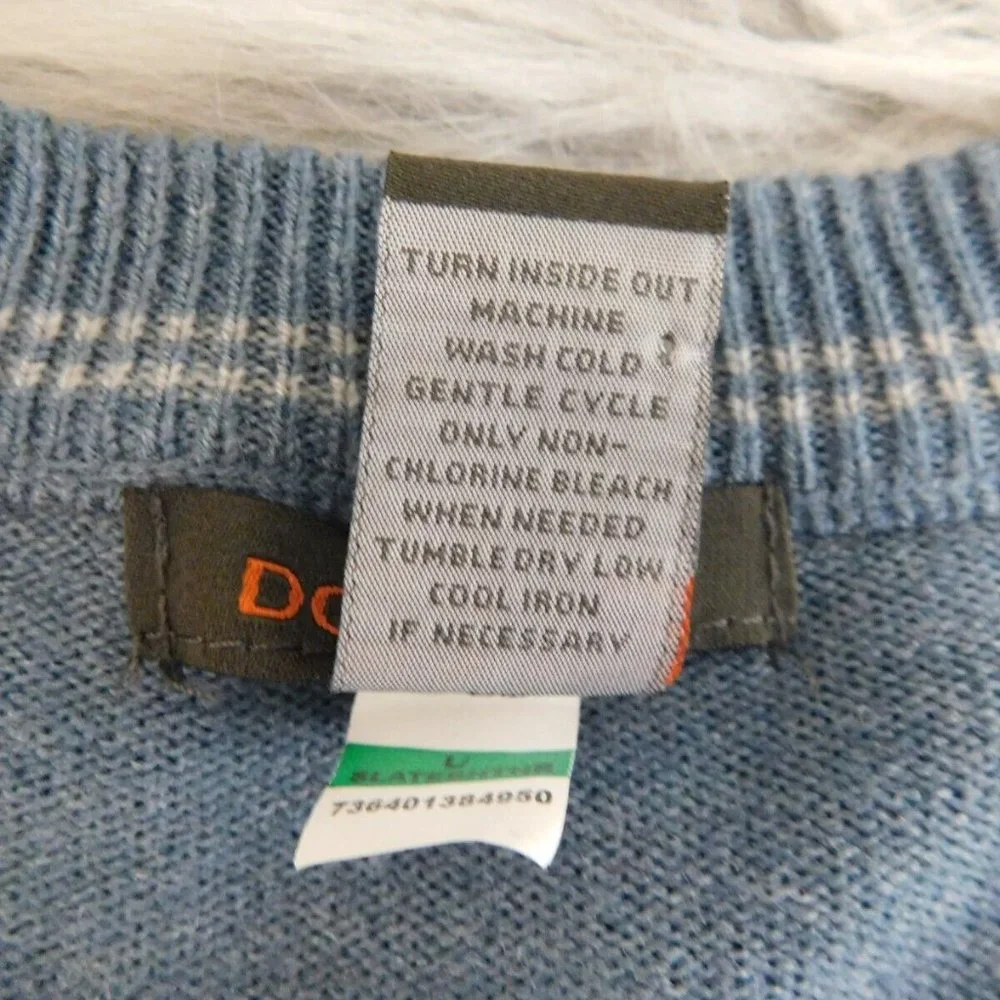 Dockers crewneck sweater