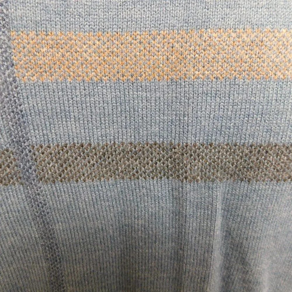 Dockers crewneck sweater