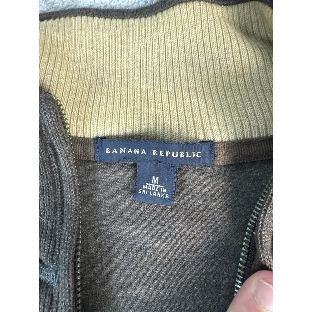 Banana Republic please refer