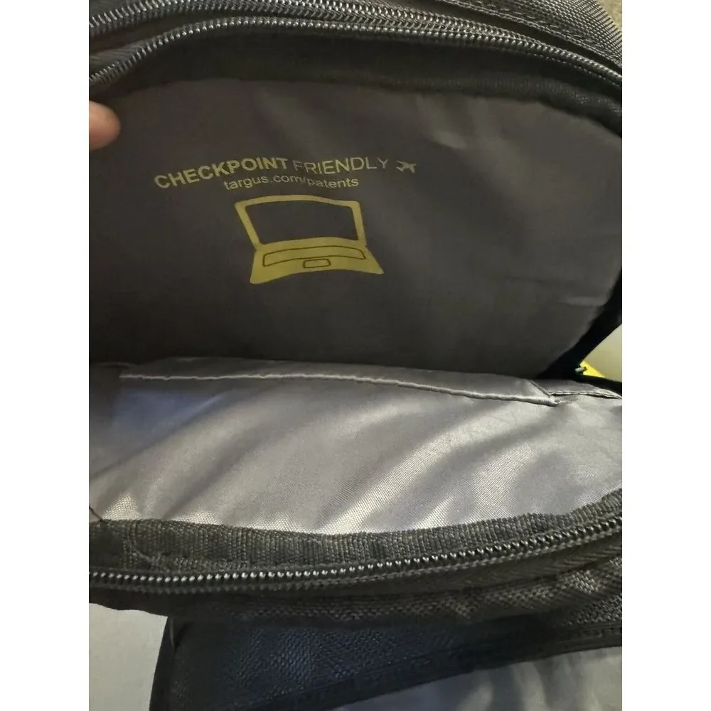 Targus gently used