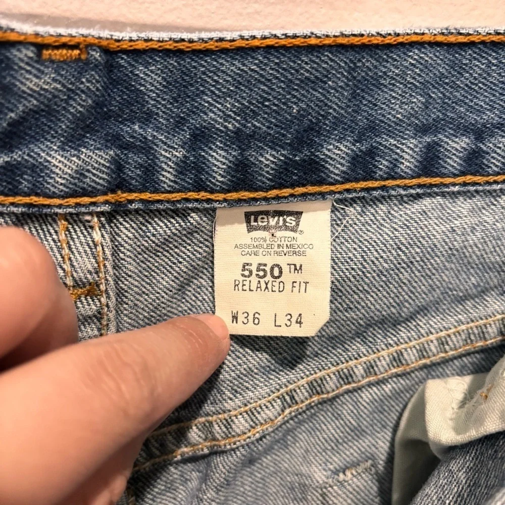 Vintage Levi’s 550 Relaxed Fit 1998 Cotton Jeans Men’s Size W36xL34