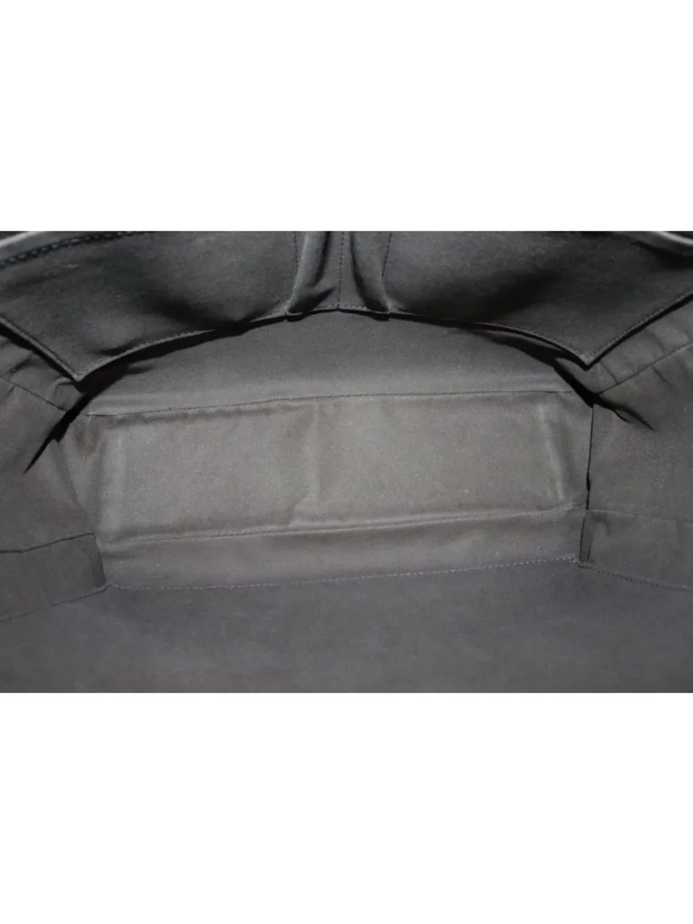 Louis Vuitton tadao serial shoulder