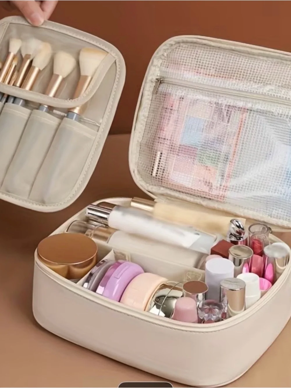 Hello Kitty compact hello